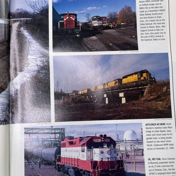 Trains Magazine of Railroading April 1996 Vol 56 No 4 Santa Fe Mystique u - Picture 6 of 10